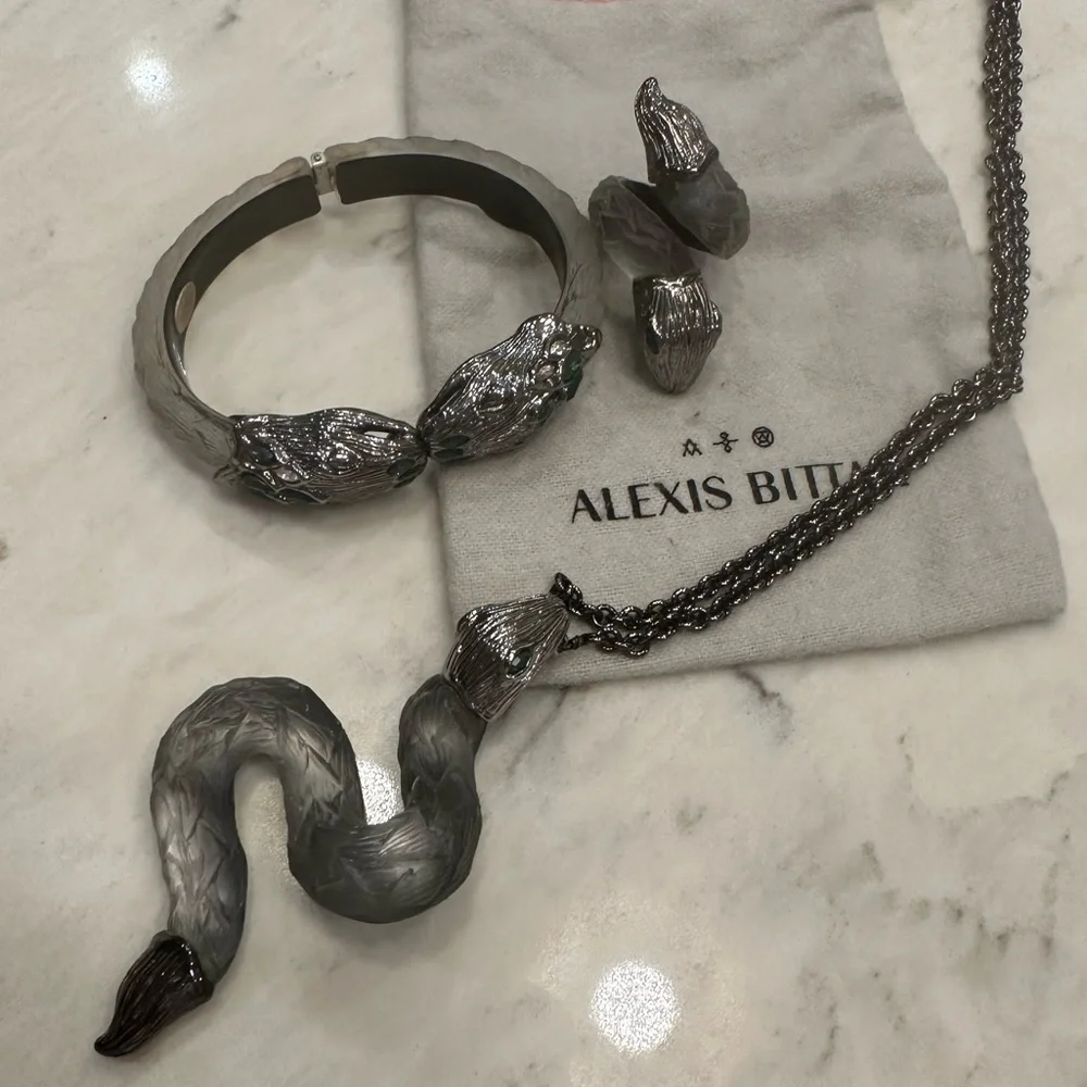 Collectors! Alexis Bittar 5 piece serpent lucite set gray w/green crystals FAB! - Picture 3 of 16